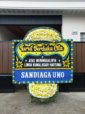 Papan Bunga Duka di Koto Padang
